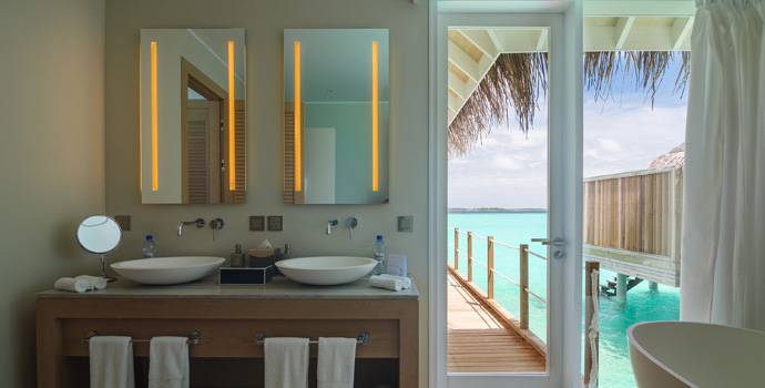 Badezimmer, Sunset Water Villa, Baglioni Resort Maldives