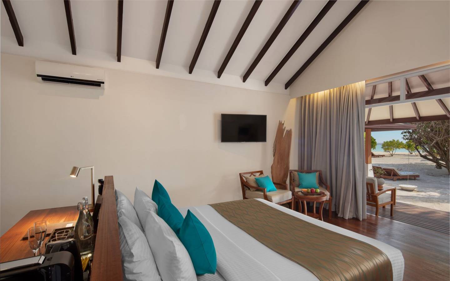 Deluxe Family Beach Villa