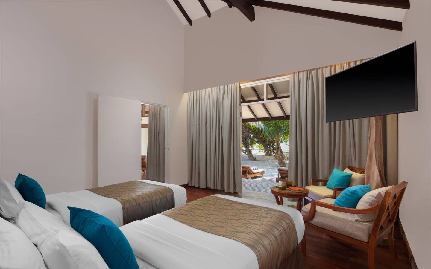 Deluxe Family Beach Villa