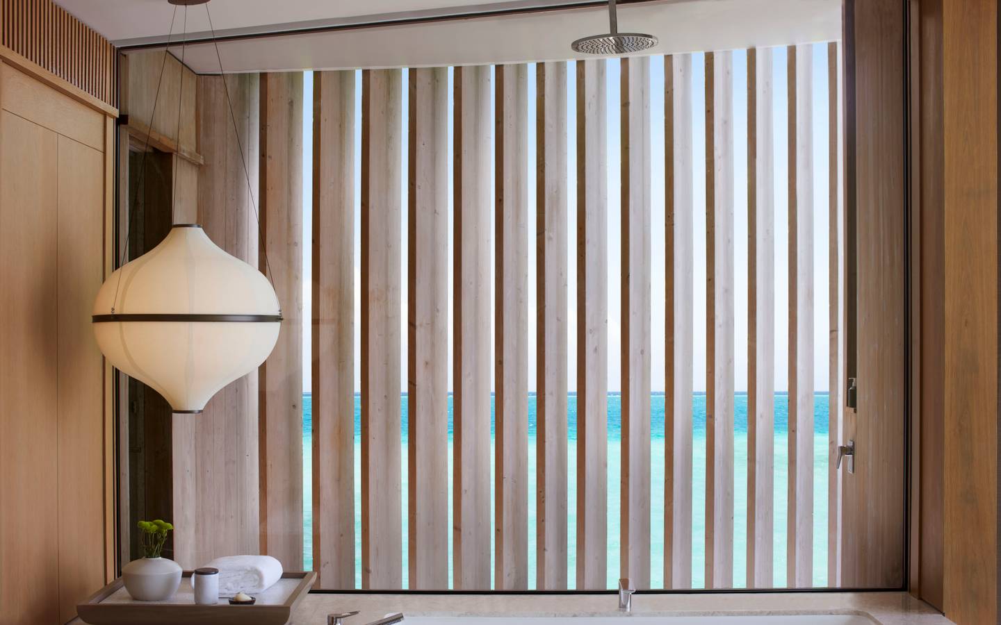 The_Ritz_Carlton_Maldives_Fari_Islands_Ocean_Pool_Villa_Badewanne