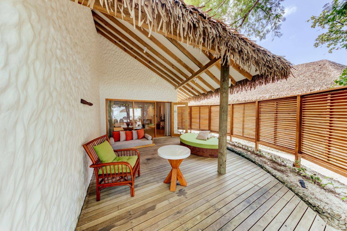 Cinnamon Dhonveli Maledives, Malediven, Junior Beach Suite, Terrasse