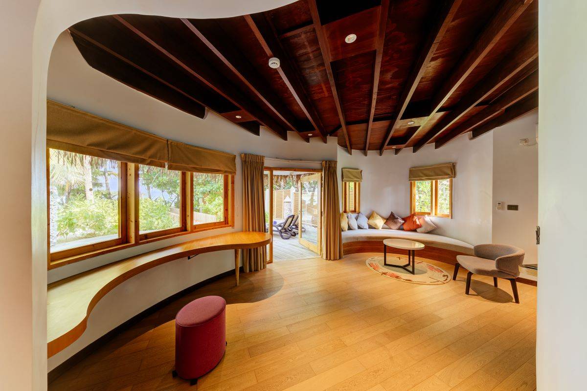 Cinnamon Dhonveli Maledives, Malediven, Beach Suite with Pool, Wohnbereich