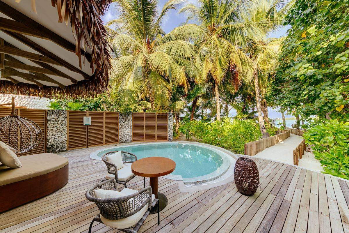 Cinnamon Dhonveli Maledives, Malediven, Beach Suite with Pool, Pool und Strandzugang