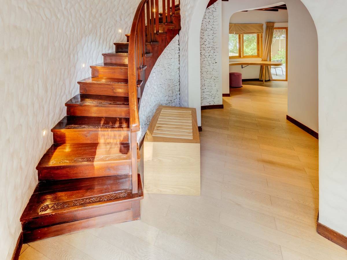 Cinnamon Dhonveli Maledives, Malediven, Beach Suite with Pool, Treppenaufgang