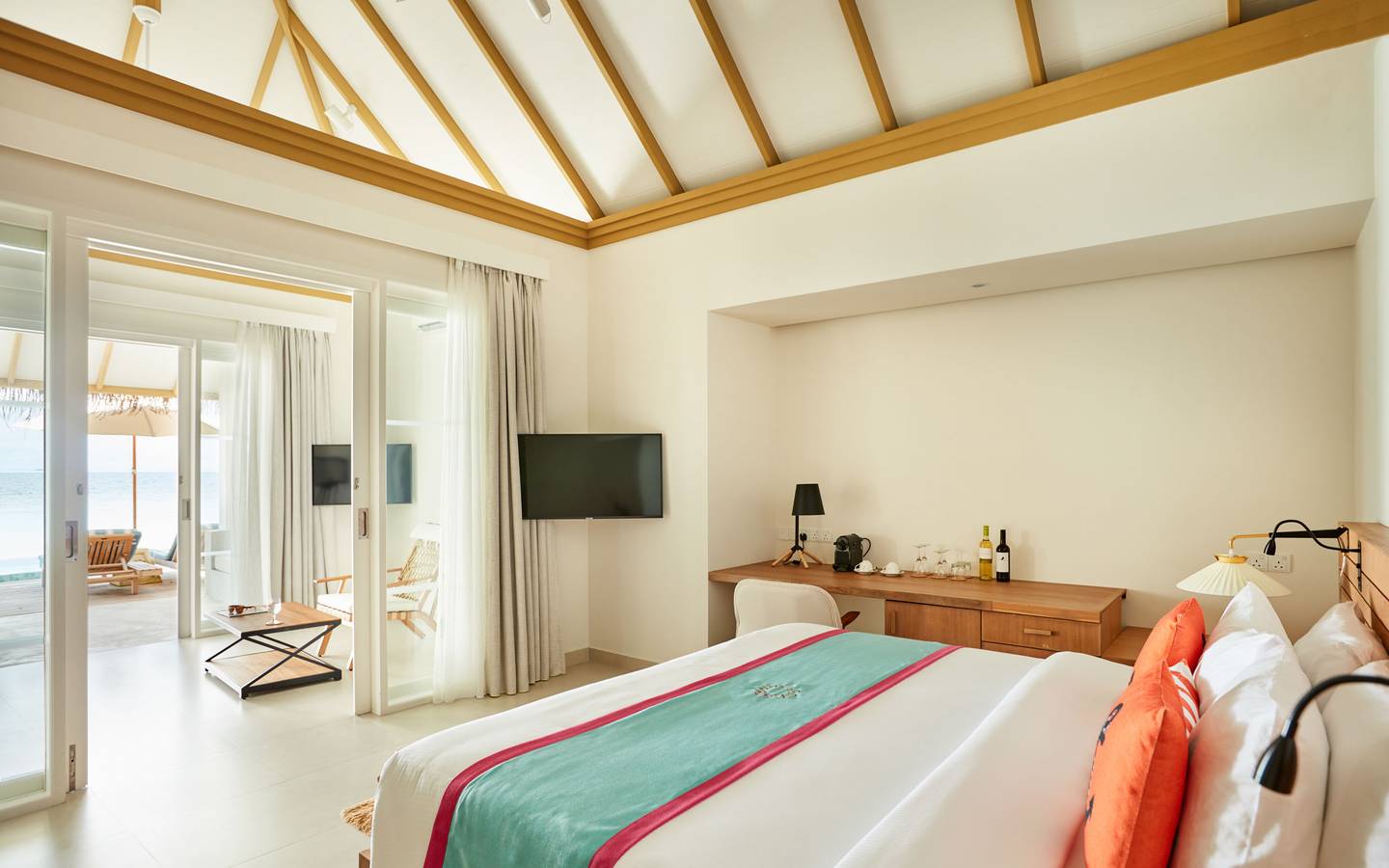 Sun Siyam Iru Veli, Malediven, Family Beach Villa with Pool, Schlafzimmer