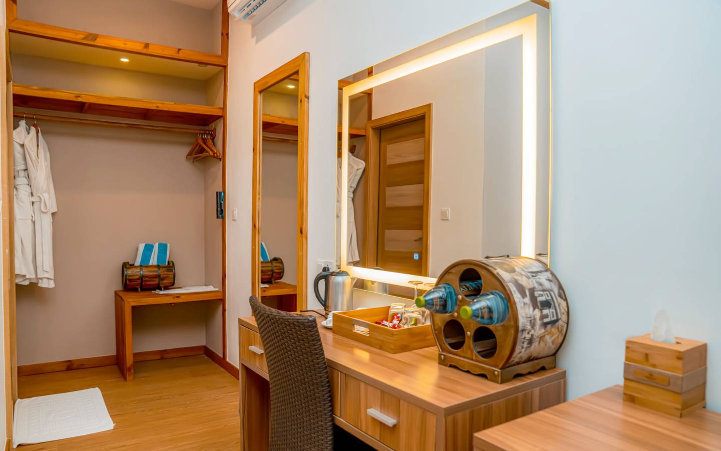 Brennia Kottefaru_Bougain_Villa_2