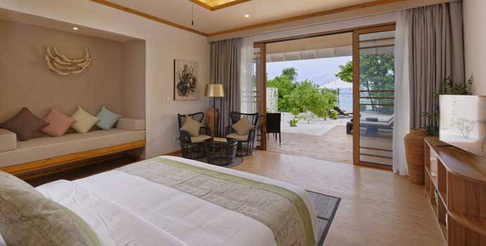 Schlafbereich, Beach Villa, Brennia Kottefaru