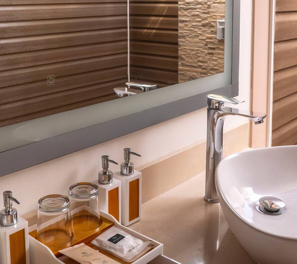 Brennia_Kottefaru_Beach_Pool_Villa_Bathroom