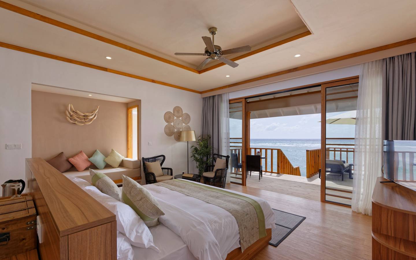 Brennia_Kottefaru_Water_Villa_3