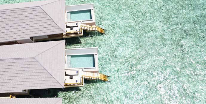 Water Pool Villa, Brennia Kottefaru