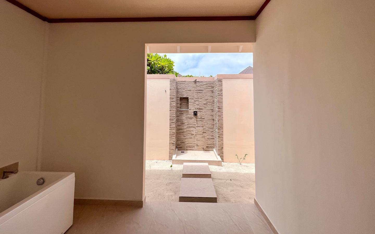 Brennia_Kottefaru_2_Bedroom_Beach_Pool_Residence_1