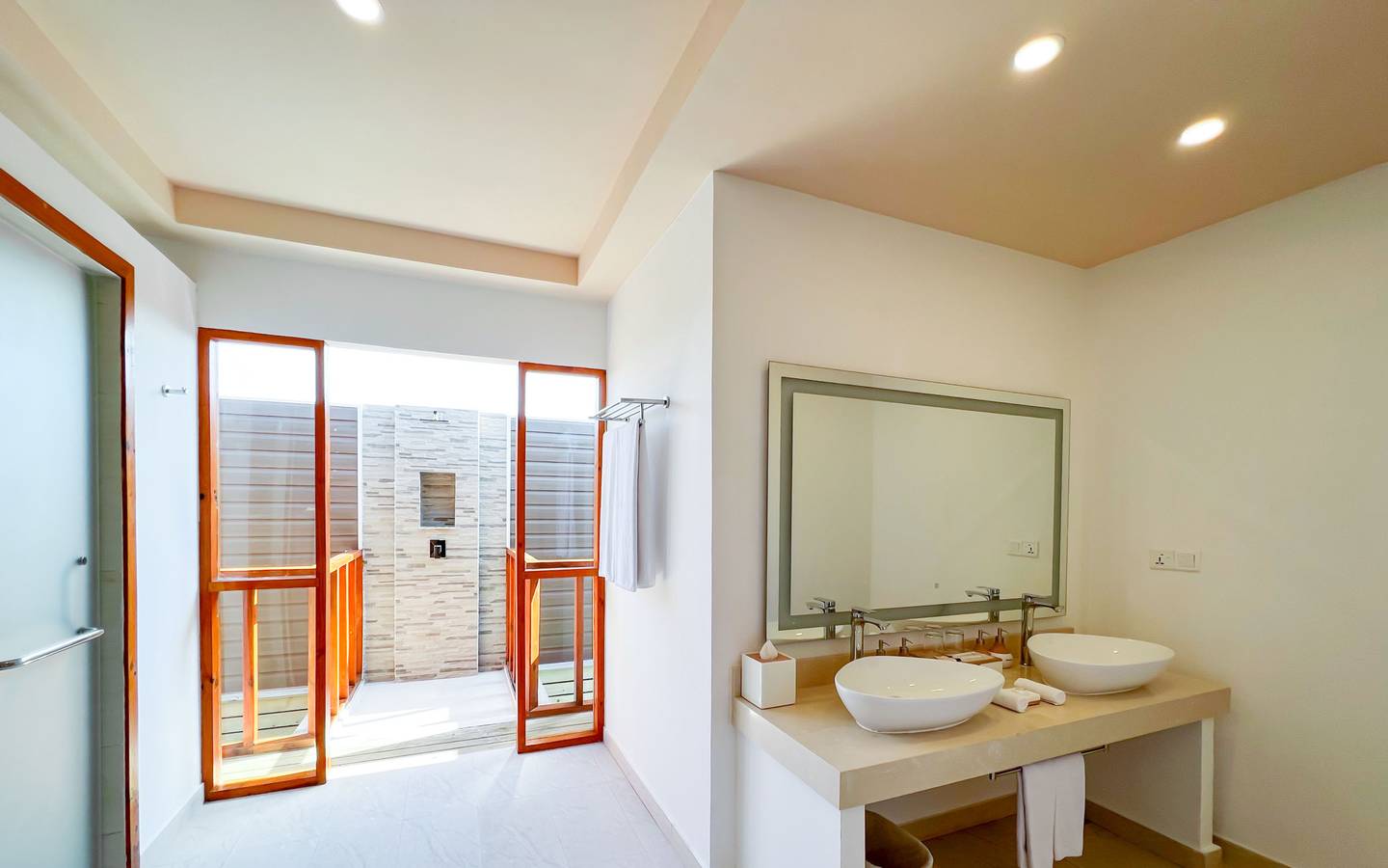 Brennia_Kottefaru_Deluxe_Water_Pool_Villa_4