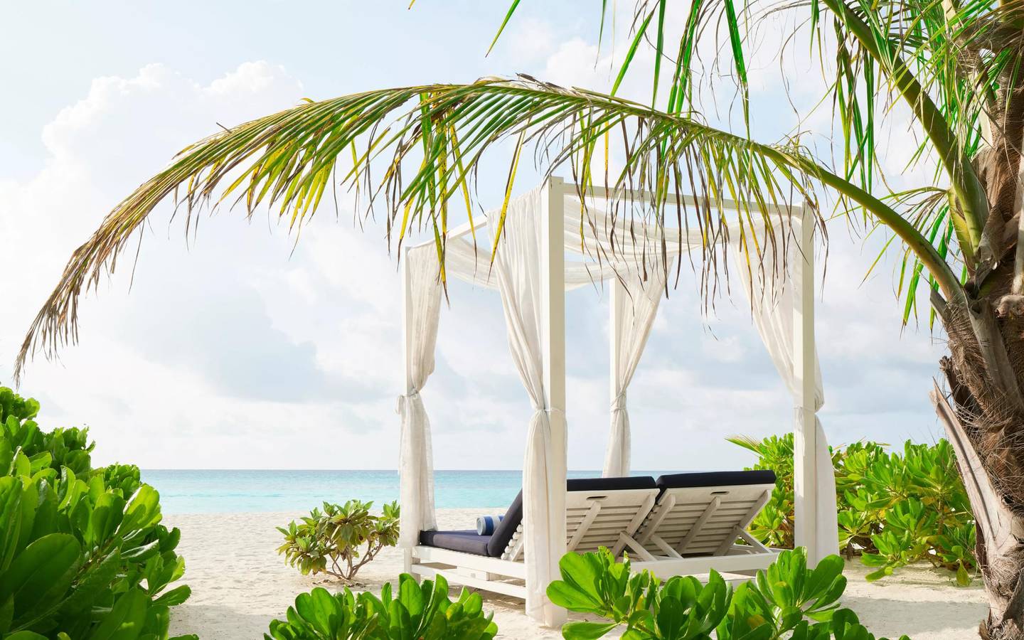 Villa_Nautica_Sunset_Beach_Pool_Villa_2