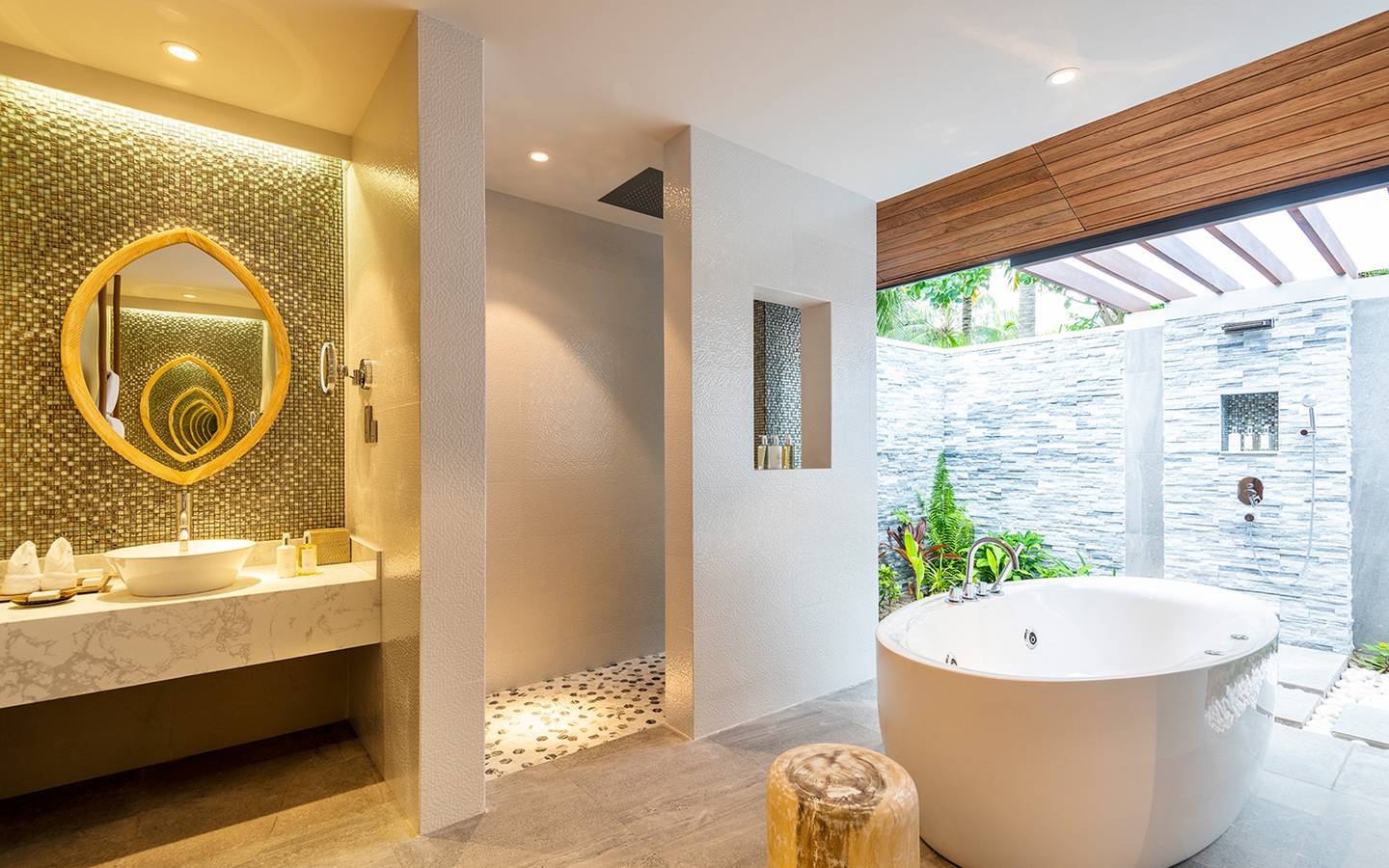 Beach Residence mit Pool, Lily Beach Resort & SPA_5