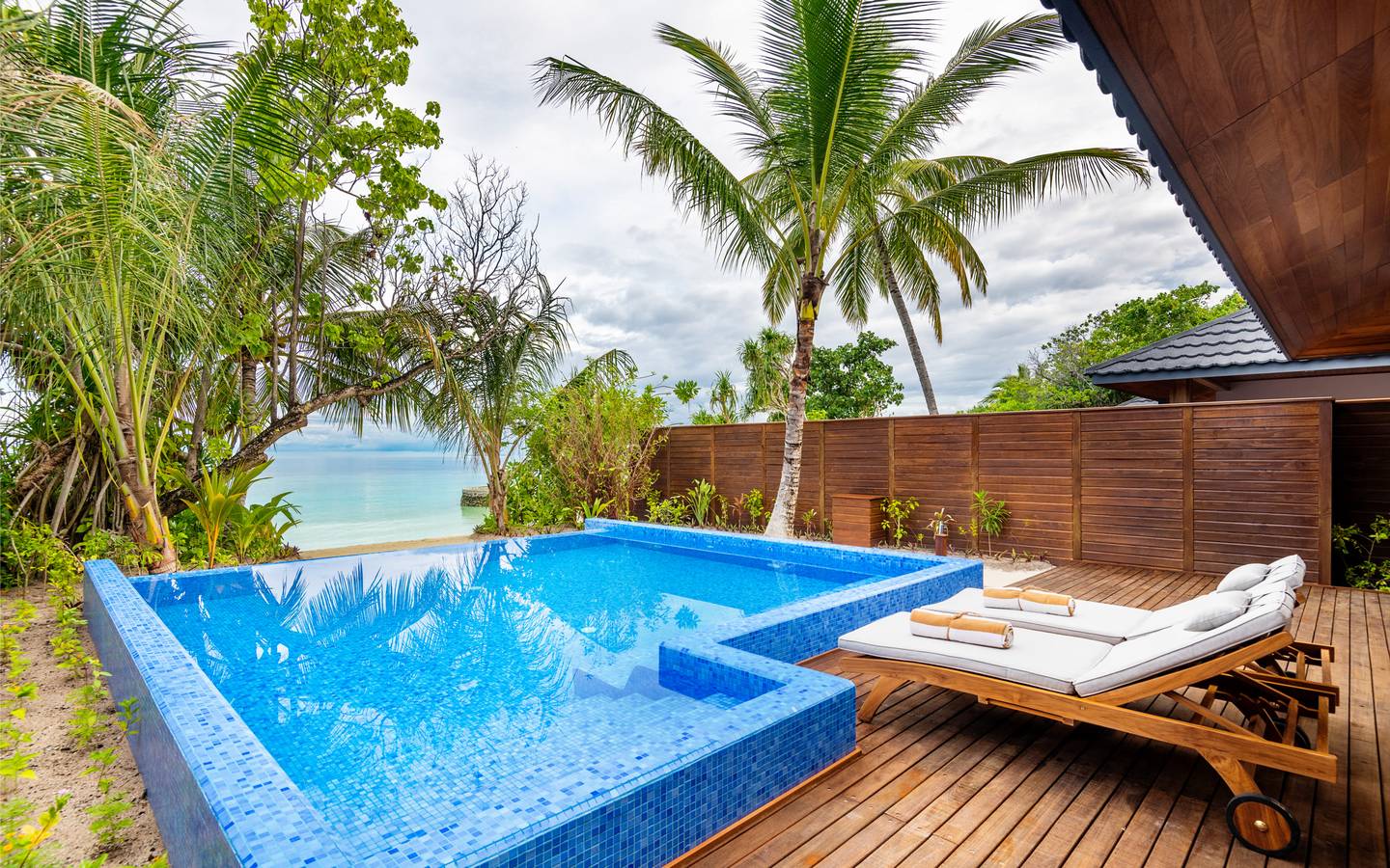 Beach Residence mit Pool, Lily Beach Resort & SPA_8