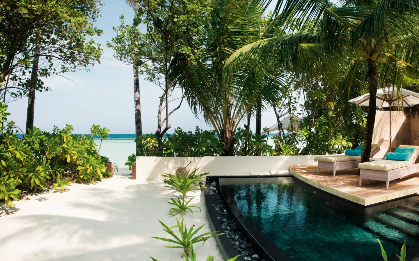 Constance_Halaveli_Maldives_Family_Beach_Villa_4