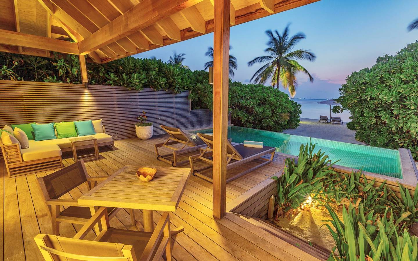 Hurawalhi Island Resort, Malediven, Beach Pool Villa, Terrasse