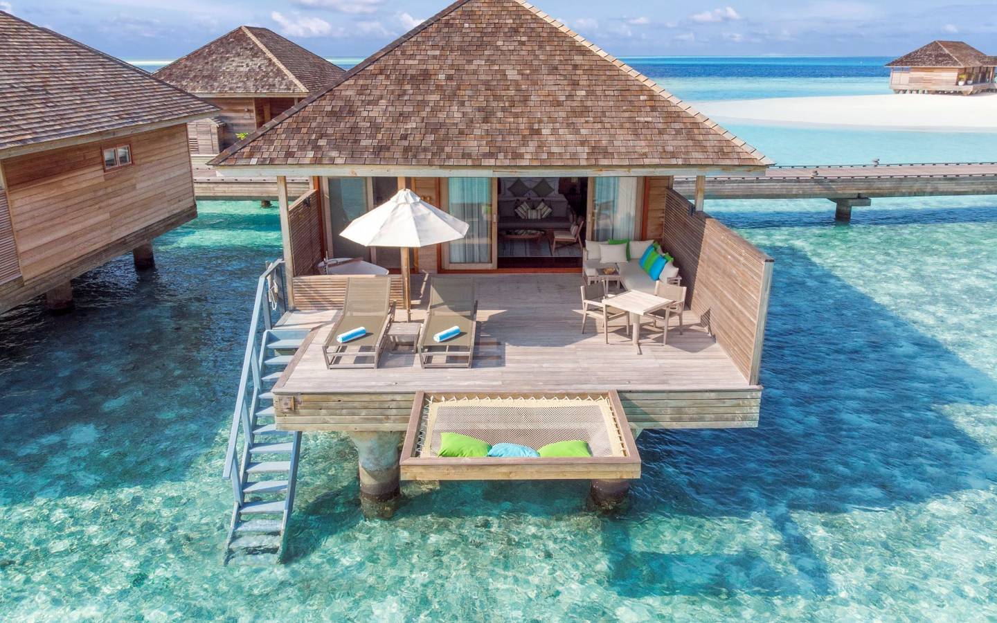 Hurawalhi Island Resort, Malediven, Romantic Ocean Villa, Außenansicht