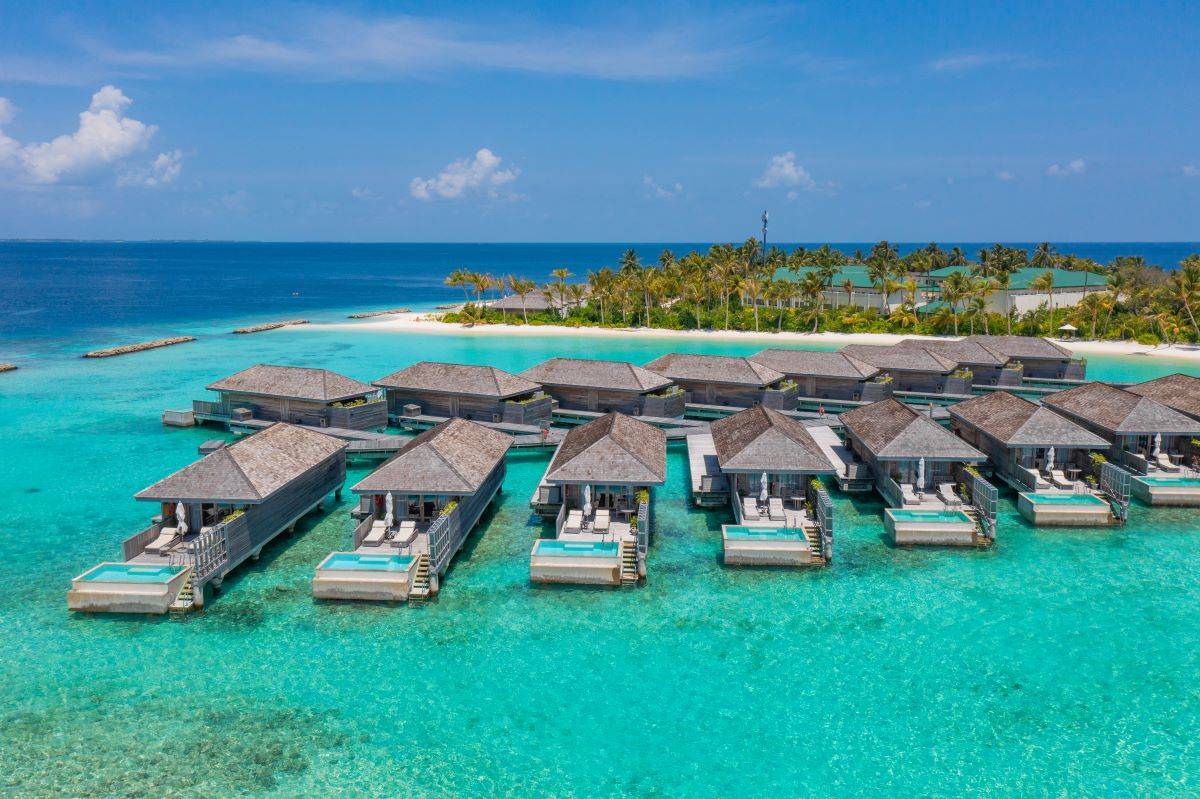 Kagi Maldives SPA Island, Malediven, Lagoon Pool Villa, Luftaufnahme Villen