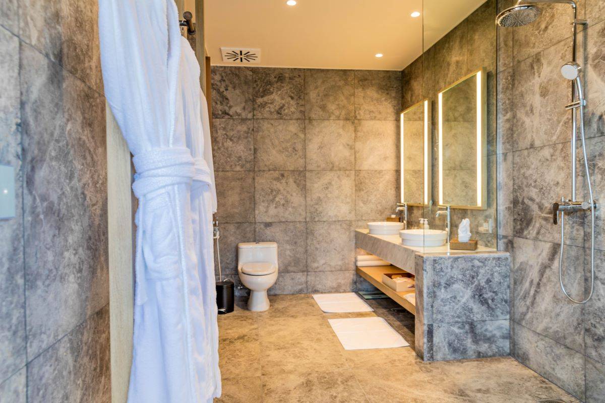 Kagi Maldives SPA Island, Malediven, Lagoon Pool Villa, Badezimmer