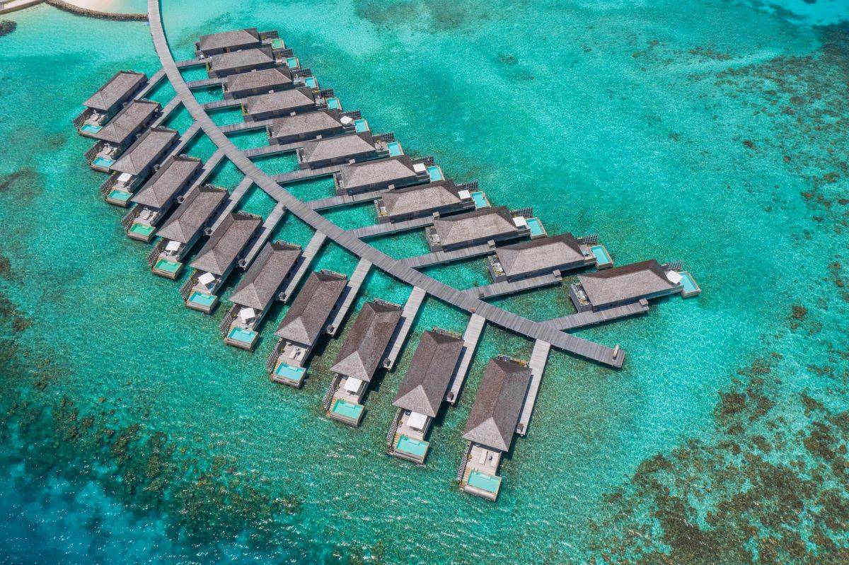 Kagi Maldives SPA Island, Malediven, Ocean Pool Villa, Luftaufnahme Villen