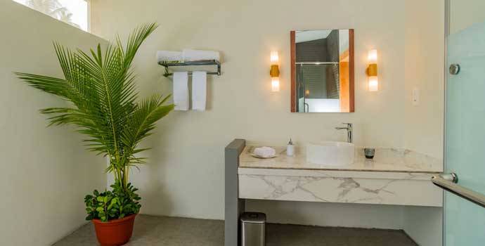 Badezimmer, Garden Villa, Fiyavalhu Maldives