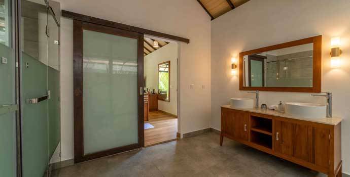 Badezimmer, Deluxe Garden Villa, Fiyavalhu Maldives