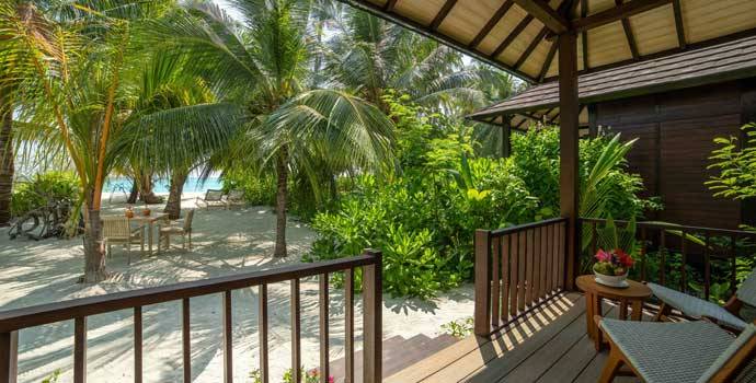 Terrasse, Deluxe Beach Villa, Fiyavalhu Maldives