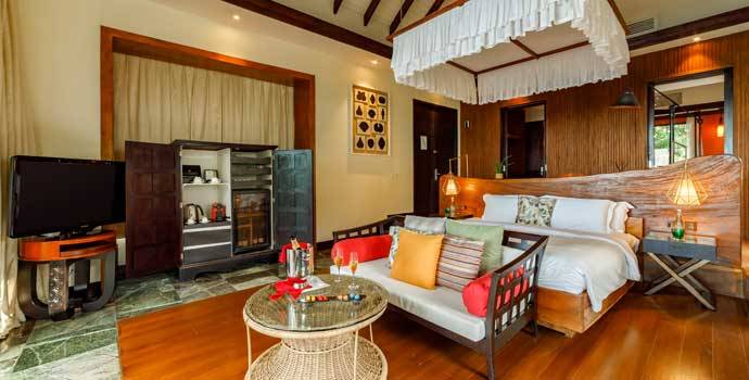 Wohnzimmer, Earth Pool Villa, OZEN Reserve Bolifushi