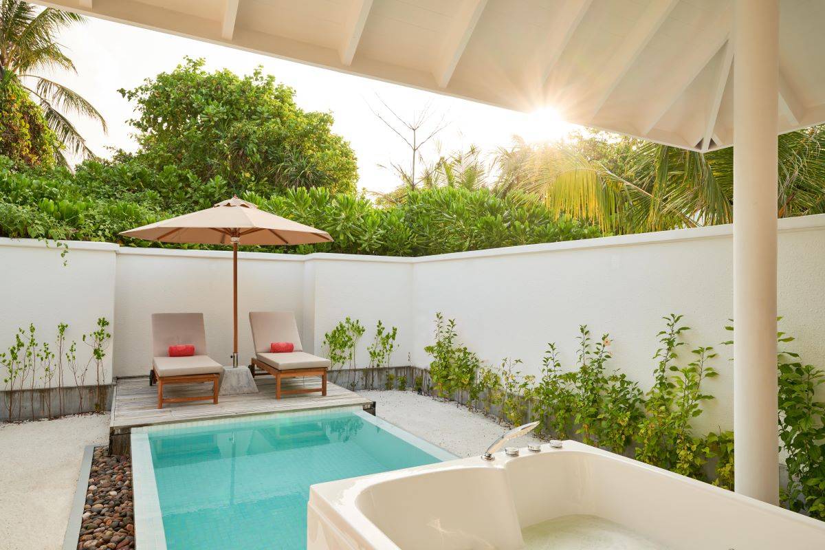 Siyam Wolrd Maldives, Malediven, 4 Bedroom Beach Residence with Pool, Außenbadewanne