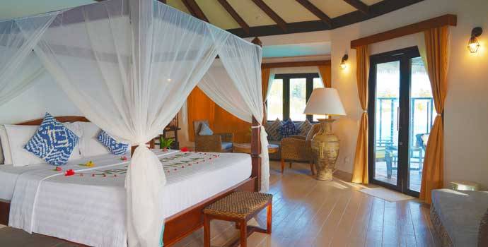 Water Villa with Plungepool, Kihaa Maldives