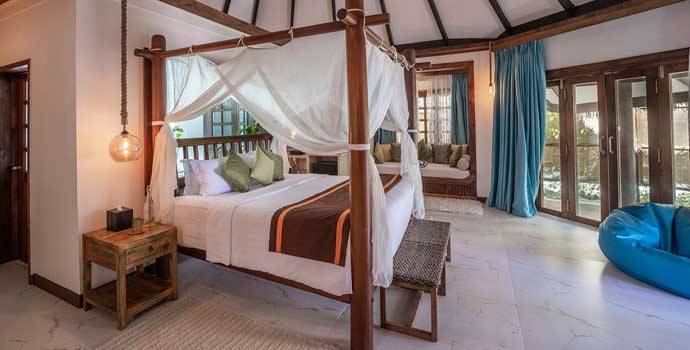 Prestige Beach Suite with Infinity Pool , Kihaa Maldives