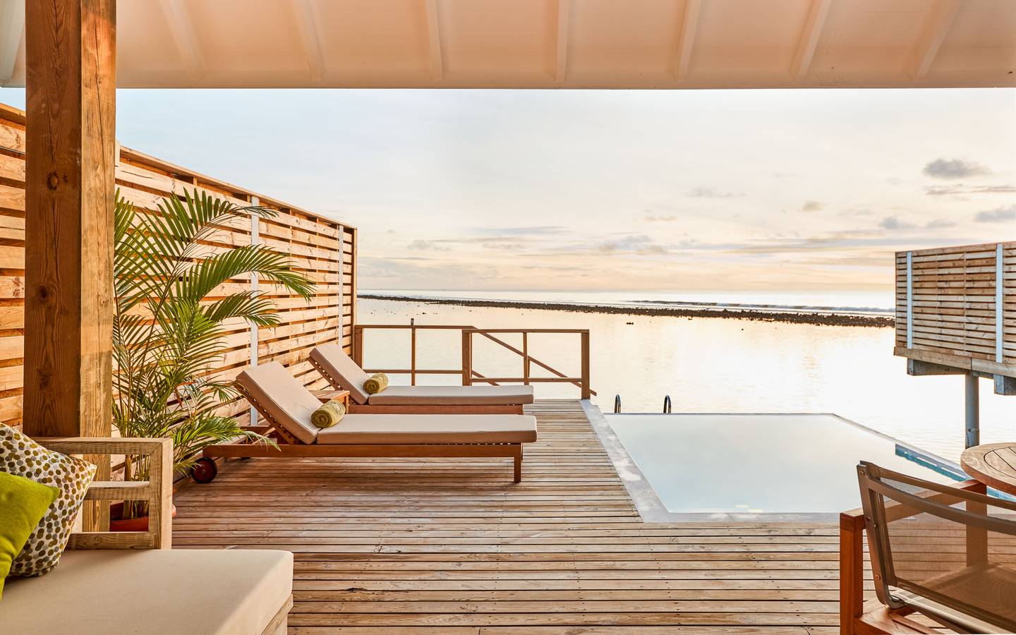 Sun_Siyam_Olhuveli_Dream_Island_Grand_Water_Villa_With_Pool_Terrasse