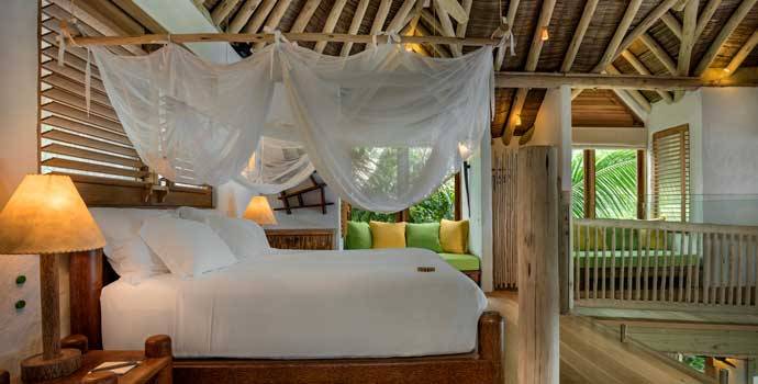 Schlafen, Crusoe Suite with Pool, One Bedroom Villa Suite with Pool, Soneva Fushi Resort