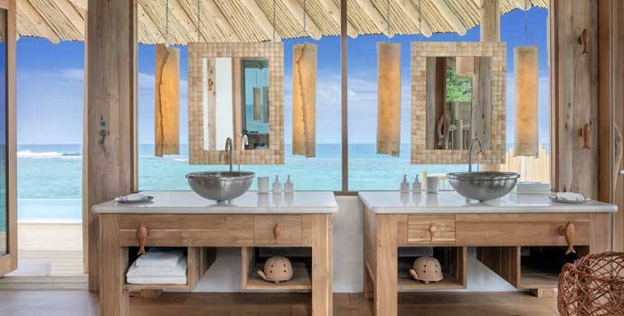 Badezimmer, 1 Bedroom Water Retreat with Slide, One Bedroom Water Retreat, Soneva Fushi Resort