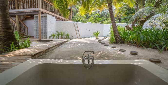 Badewanne, 2 Bedroom Soneva Fushi Villa with Pool, Two Bedroom Villa with Pool, Soneva Fushi Resort