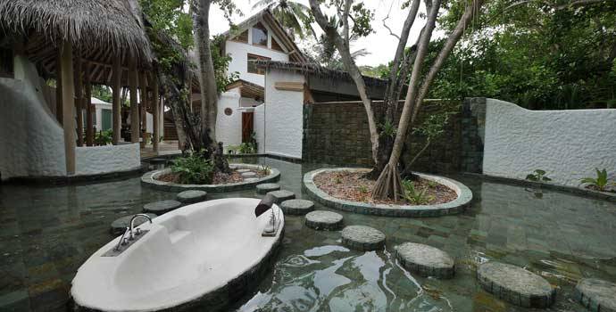 Badewanne, 2 Bedroom Crusoe Suite with Pool, Two Bedroom Villa Suite with Pool, Soneva Fushi Resort