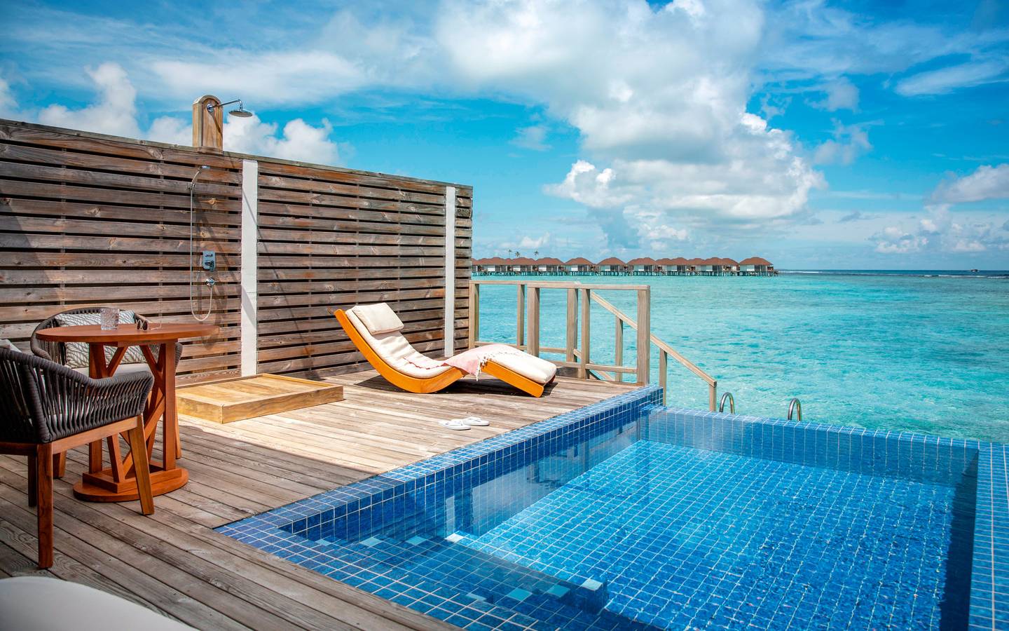 TUI_Blue_Olhuveli_Romance_Water_Villa_Terrasse