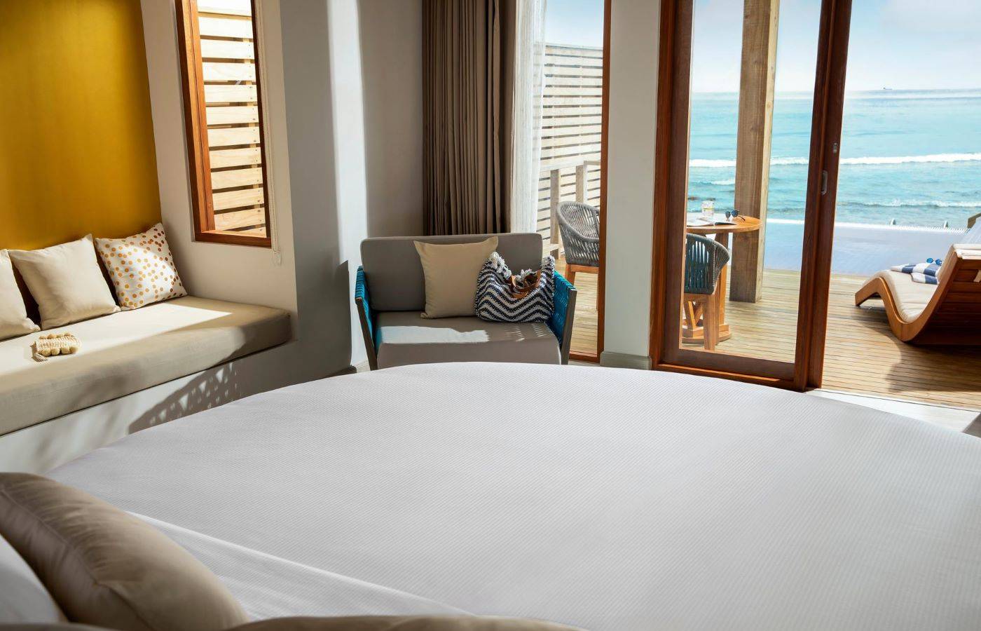 Romantic Water Villa with Pool