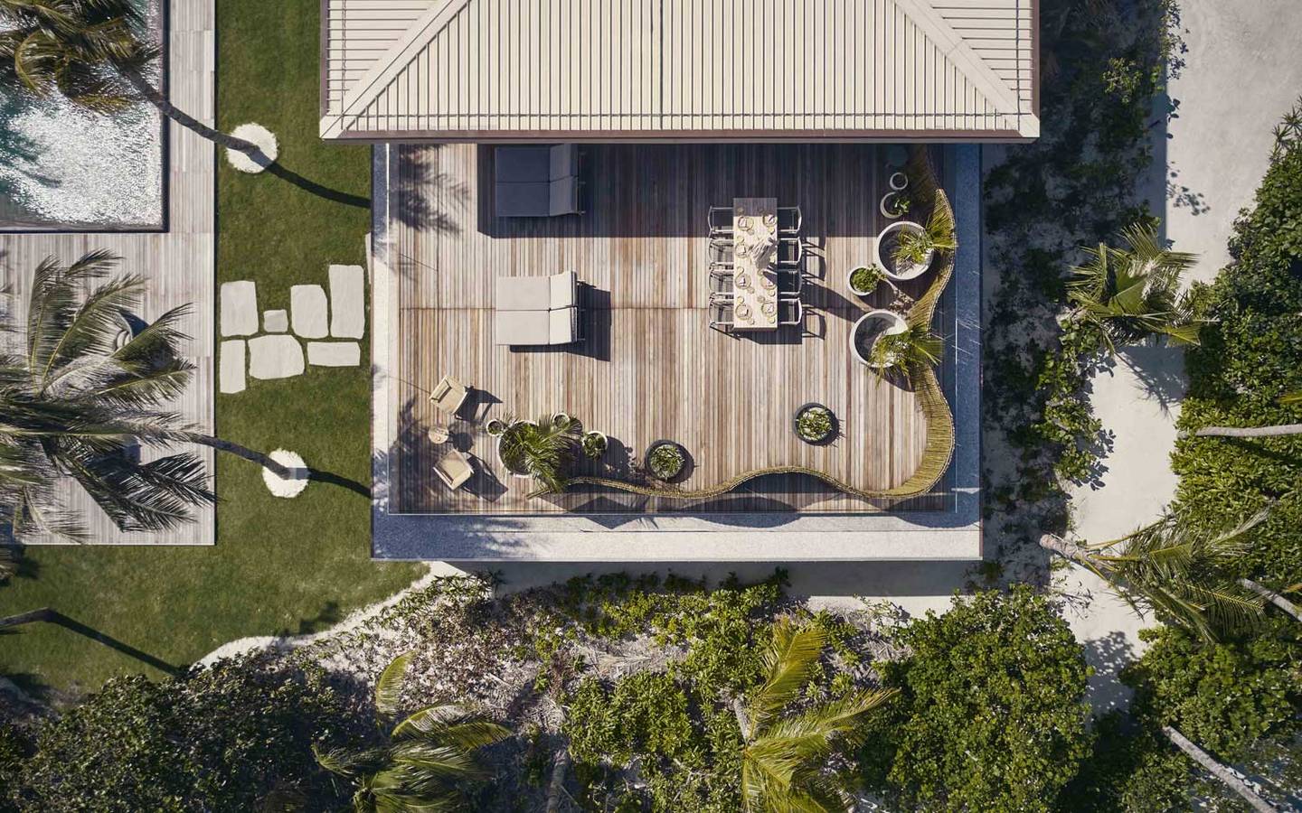 Beach House with Private Pool and Sunset