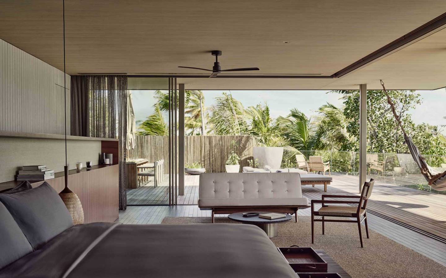 Beach House with Private Pool and Sunset