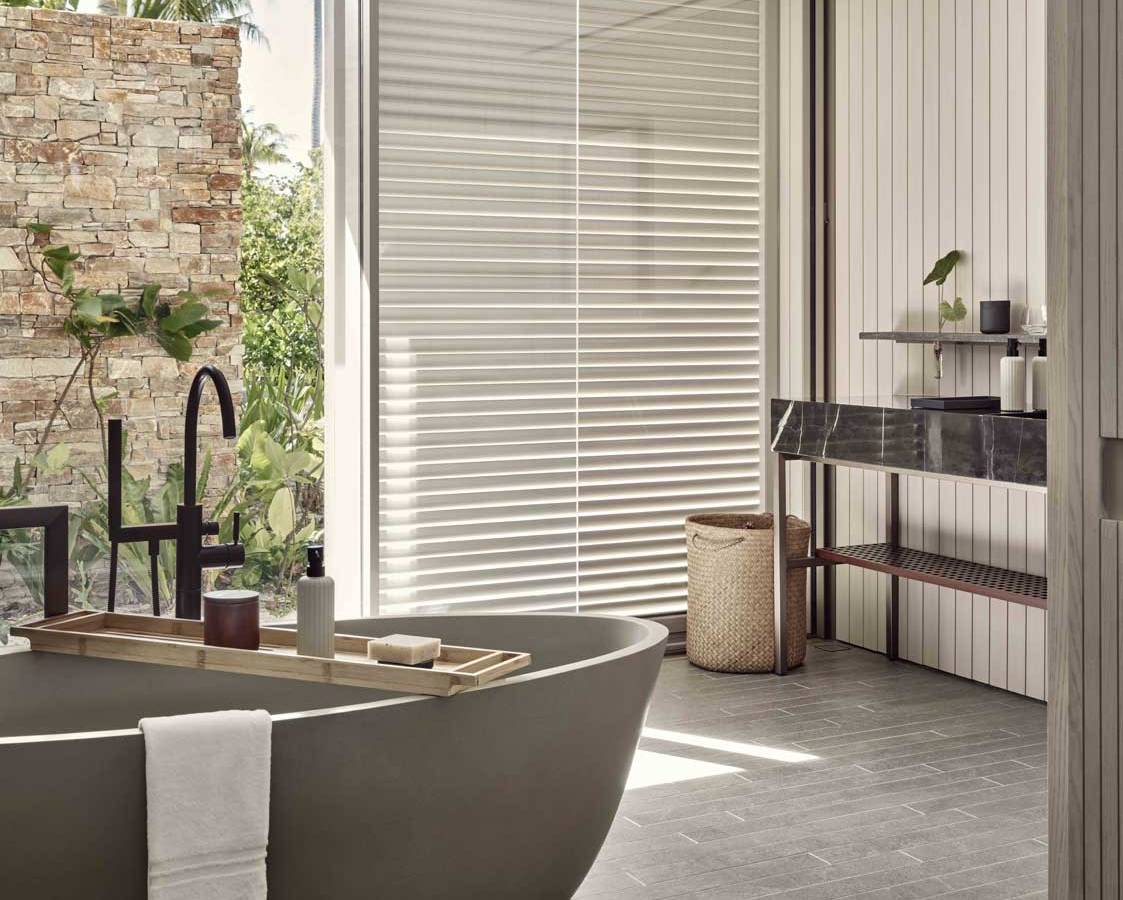 Beach House with Private Pool and Sunset