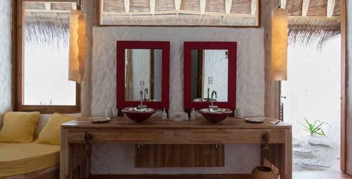 Bad, Villa 14, Three Bedroom Residence with Pool, Soneva Fushi Resort