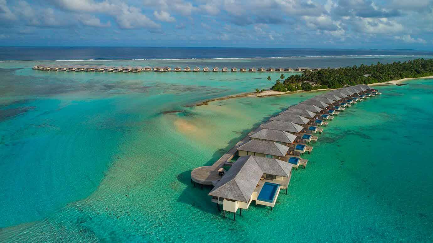 The-Residence-Maldives_Dhigurah-Water-Pool-Villa-2