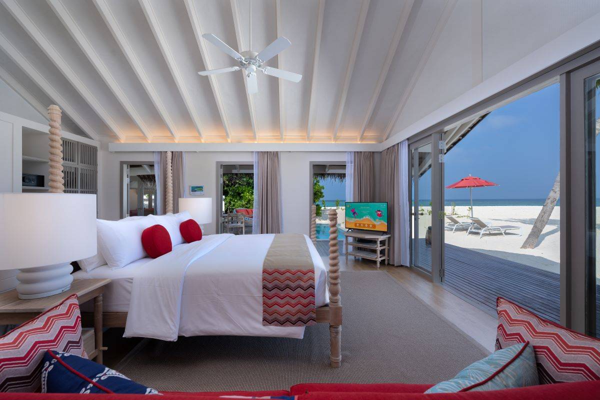 Cora Cora Maldives, Beach Pool Suite, Schlafzimmer mit Meerblick