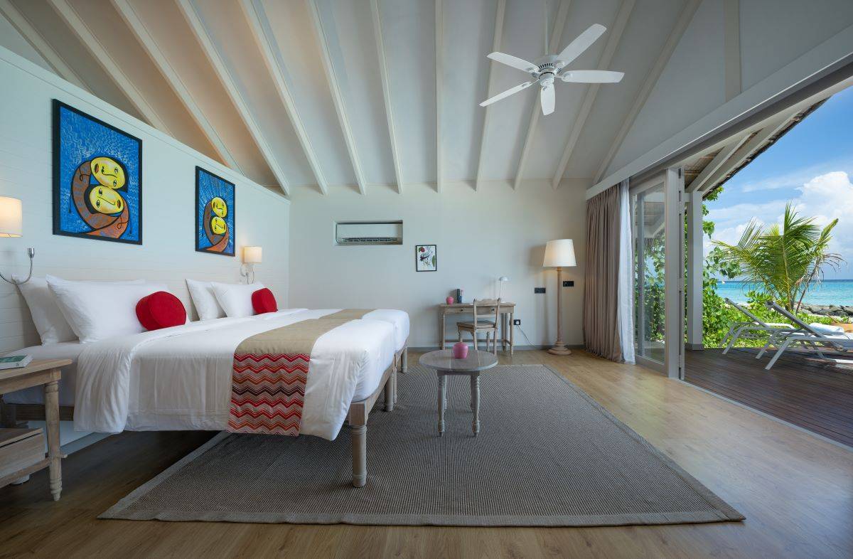 Cora Cora Maldives, Two Bedroom Family Beach Pool Villa, Schlafzimmer mit Twin Betten und Meerblick