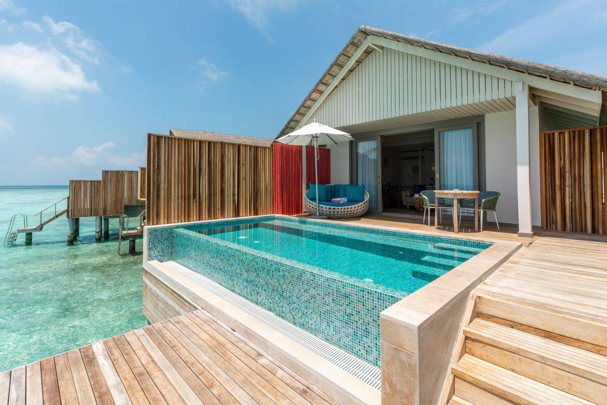 Cora Cora Maldives, Lagoon Pool Villa, Pool und Treppen zum Meer