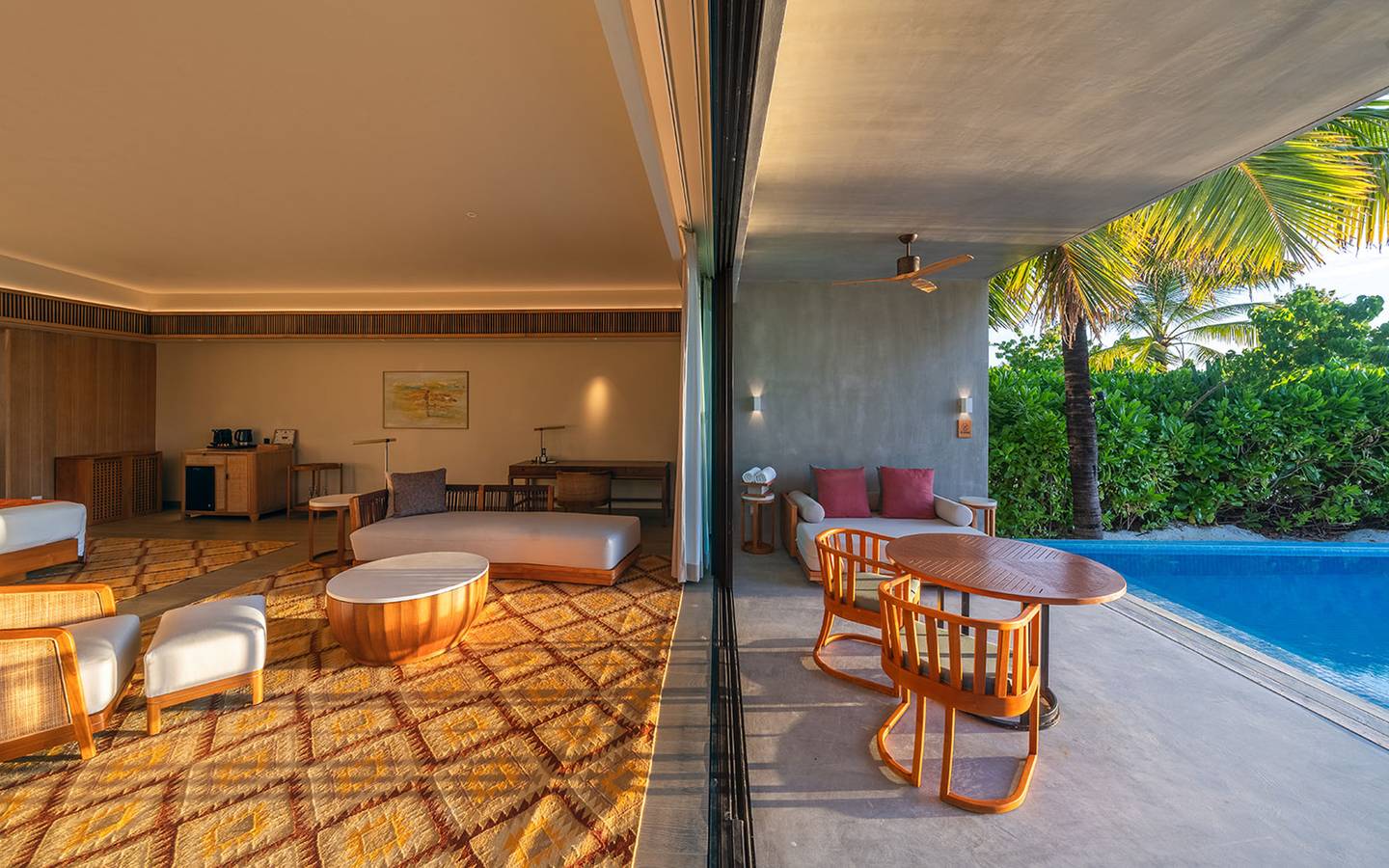 Kuda_Villingili_Sunrise_Beach_Villa_with_Private_Pool_7