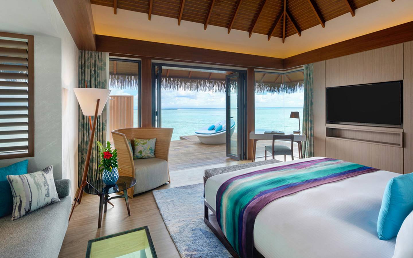 Pullman_Maldives_Maamutaa_Aqua_Villa_2