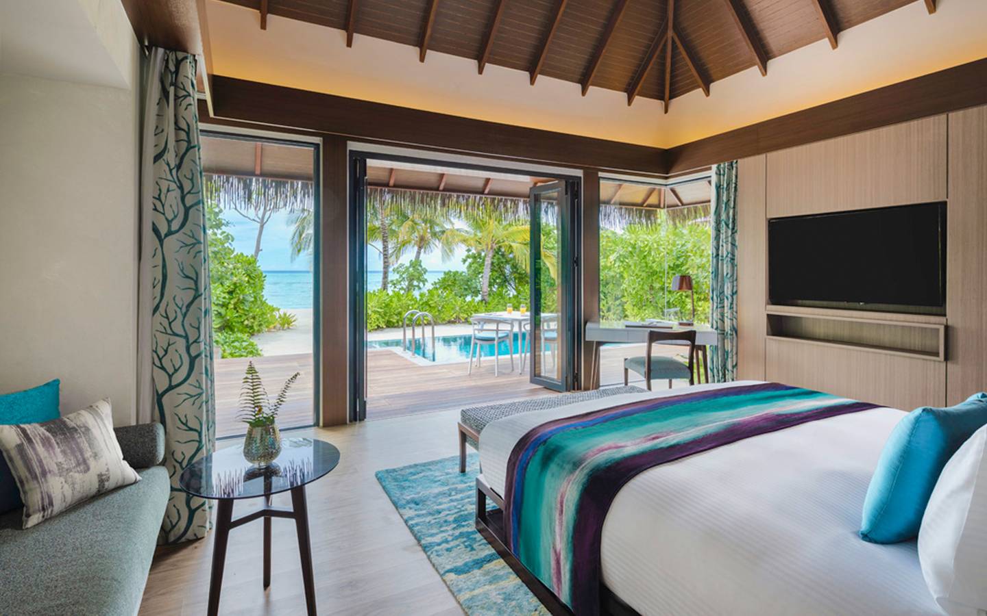 Pullman_Maldives_Maamutaa_Beach_Pool_Villa_4
